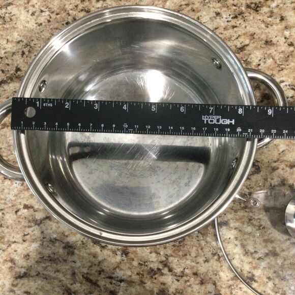 Chefmate Stainless Steel Pot with Glass Lid. Holds approximately 3 qts. - Picture 8 of 11